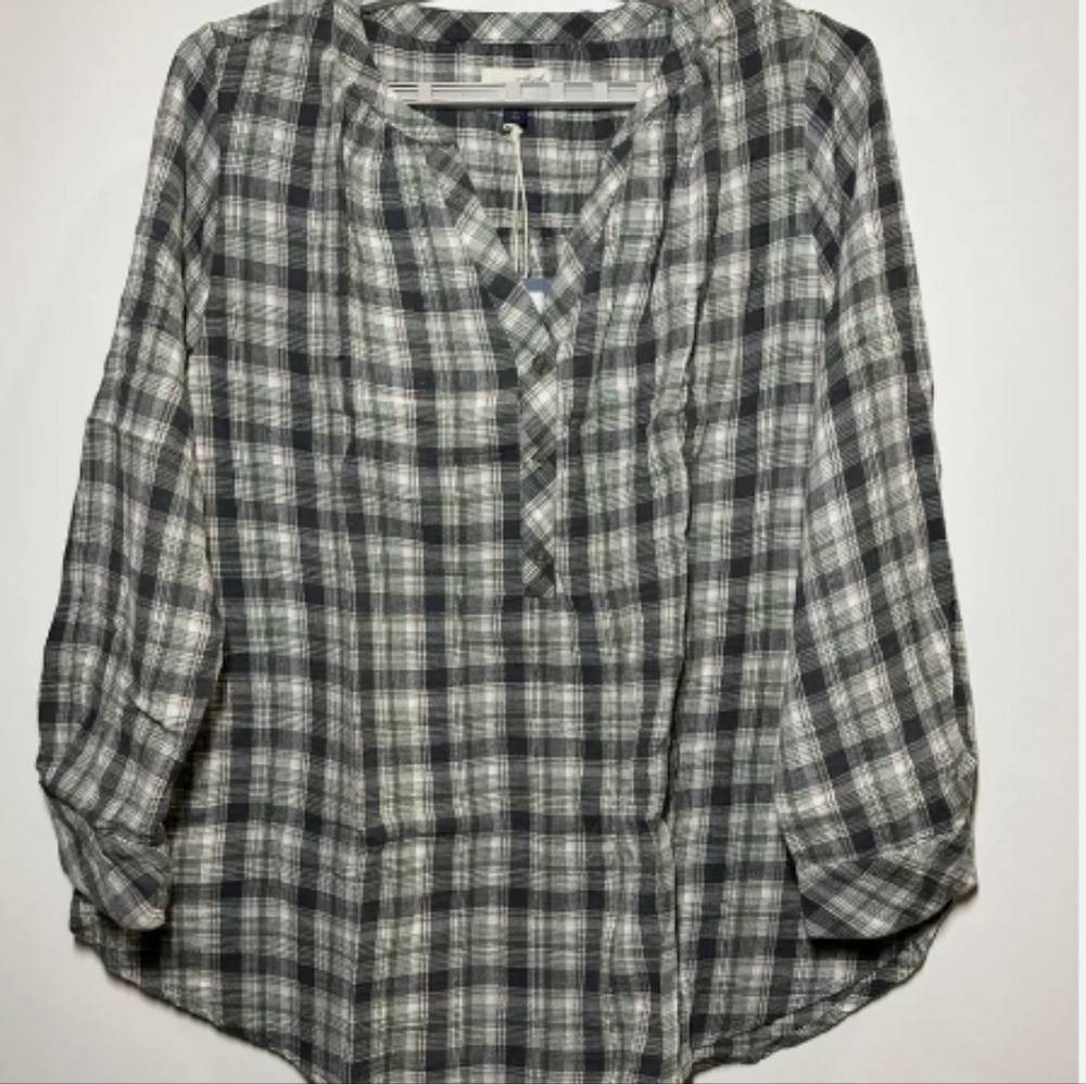 🩷 Plaid Blouse